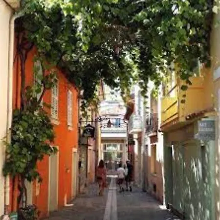 Appart 3 Pieces Centre-ville St-raphael - Pres Zone Pietonne - 500m Des Plages Apartment Saint-Raphael (Var)