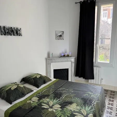 Appart 3 Pieces Centre-ville St-raphael - Près Zone Piétonne - 500m Des Plages Apartamento *